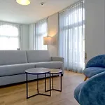 Bank House Deluxe 204 - Griwa Rent Apartament *