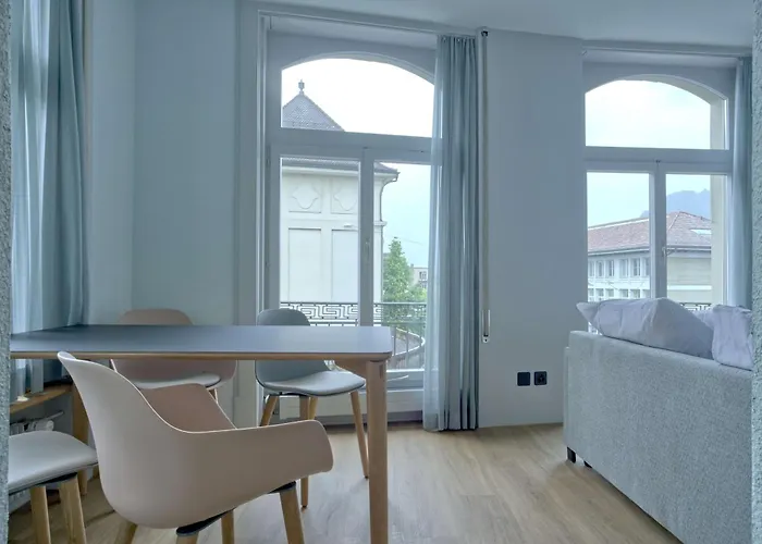 Bank House Deluxe 204 - Griwa Rent